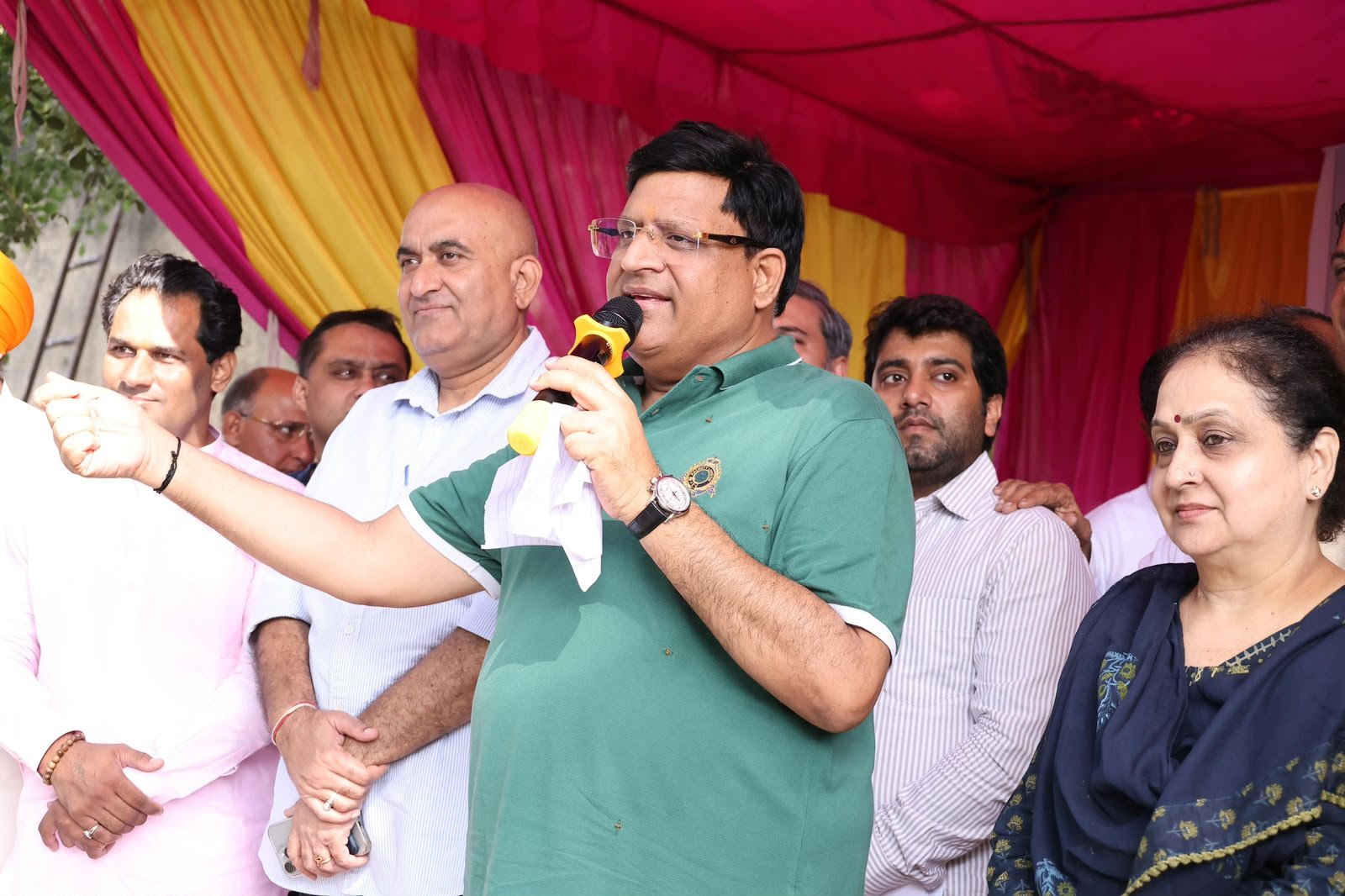 हरियाणा के कैबिनेट मंत्री विपुल गोयल ने किया अभियान का शुभारंभ, स्वयं स्वच्छता अभियान में शामिल होकर दिया स्वच्छ एवं सुंदर फरीदाबाद का संदेश